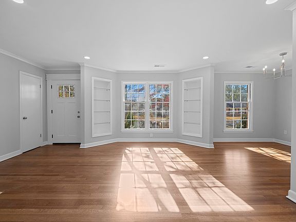 5th image of 5358 Timmons Ave