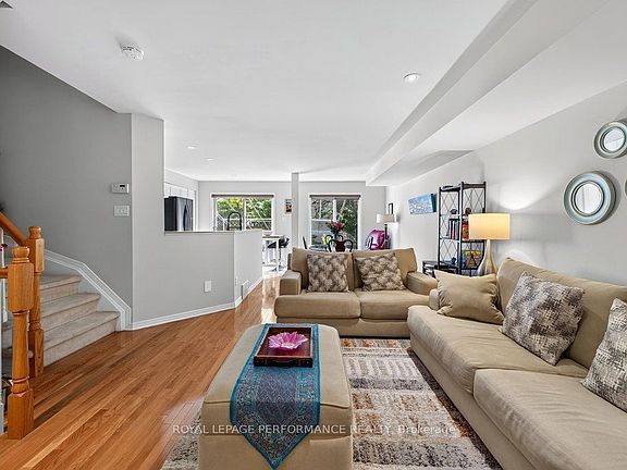4th image of 34 Steel St