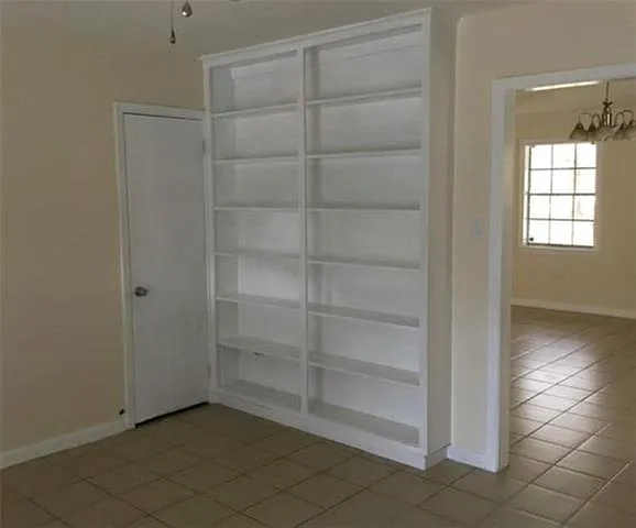 2110 Cherie Dr — Photo 3