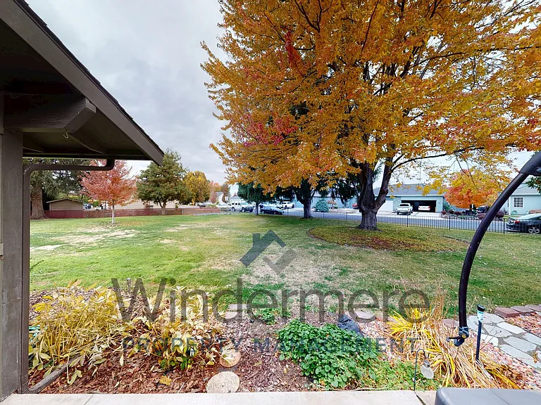 601 Village Way #13 — Photo 33