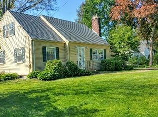 19 Parkland Dr, Wayland, MA 01778