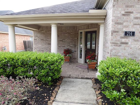 2nd image of 214 Terrace Creek Ct