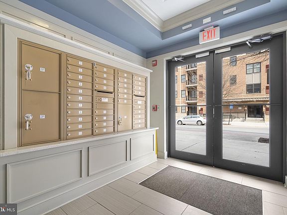 4th image of 9521 Bastille St Unit 305