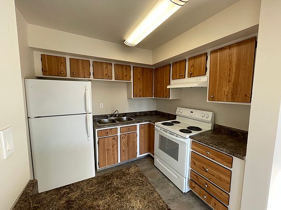 4th image of 609A Cricket Ct NW #2A