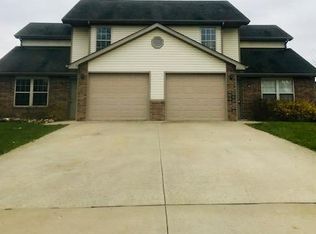 1424-1426 N Greensboro Dr, Columbia, MO 65202