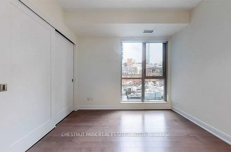 55 Front St E #513 — Photo 11