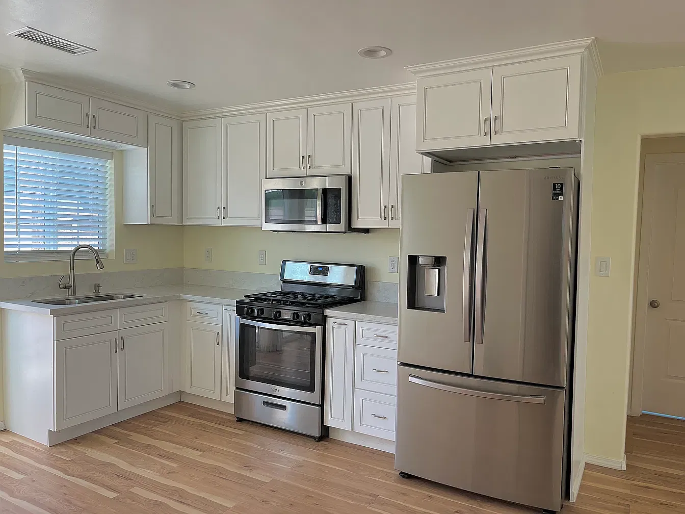 17015 S Denker Ave — Photo 4
