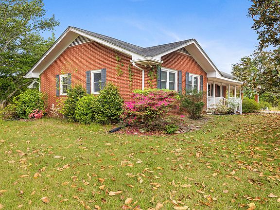 3rd image of 323 Frazier Rd