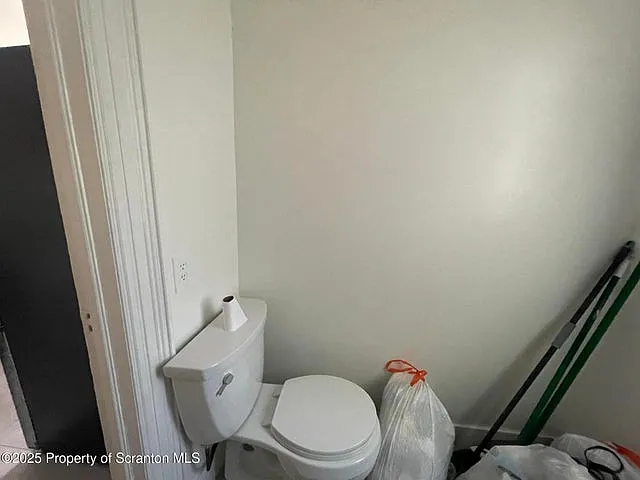 1218 Schlager St #1 — Photo 6