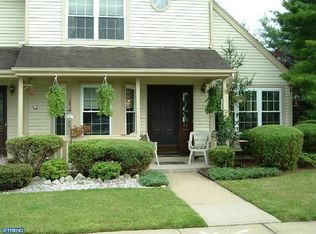 11 Stuyvesant Ct, East Windsor, NJ 08520
