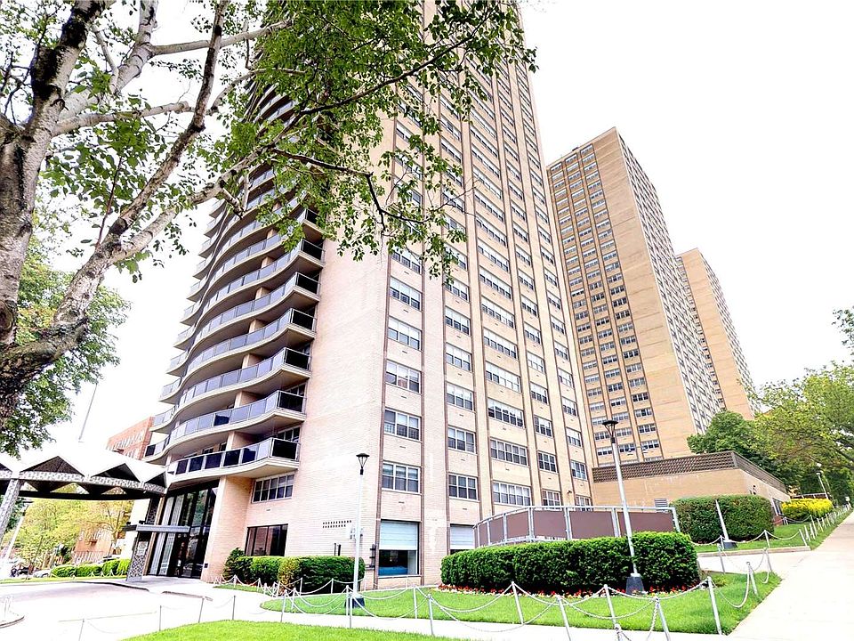 6636 Yellowstone Blvd Forest Hills, NY, 11375 Apartments for Rent