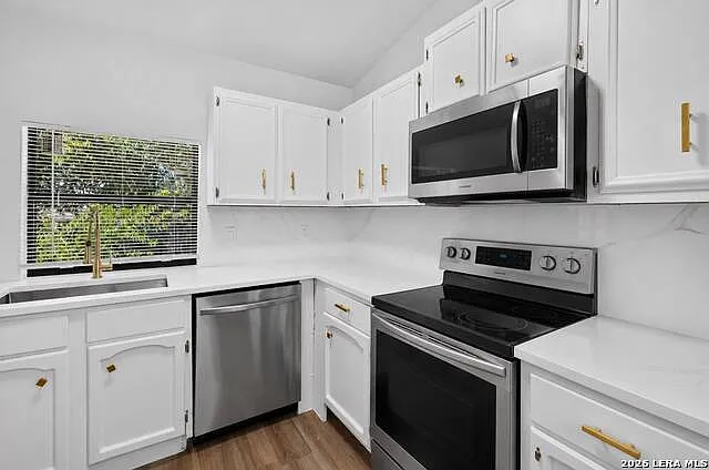 4606 La Marquesa St — Photo 4