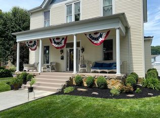 615 S 6th St, Ironton, OH 45638