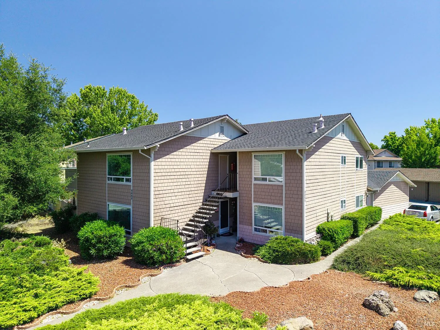 6530 Country Club Drive - Photo 1