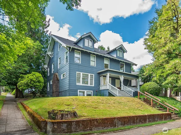 5201 19th Avenue NE, Seattle, WA 98105