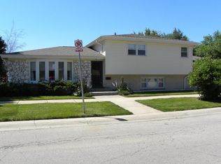 6852 N Central Ave, Chicago, IL