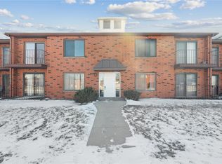 819 Kerry Ln SE APT 69, Cedar Rapids, IA 52403