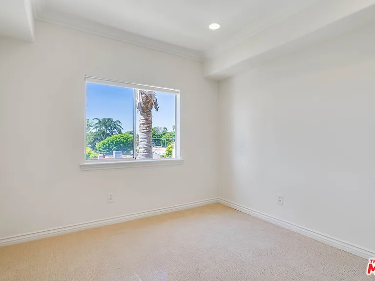 3328 Oakhurst Ave #207 — Photo 10