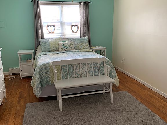 3rd image of 13C Willow St