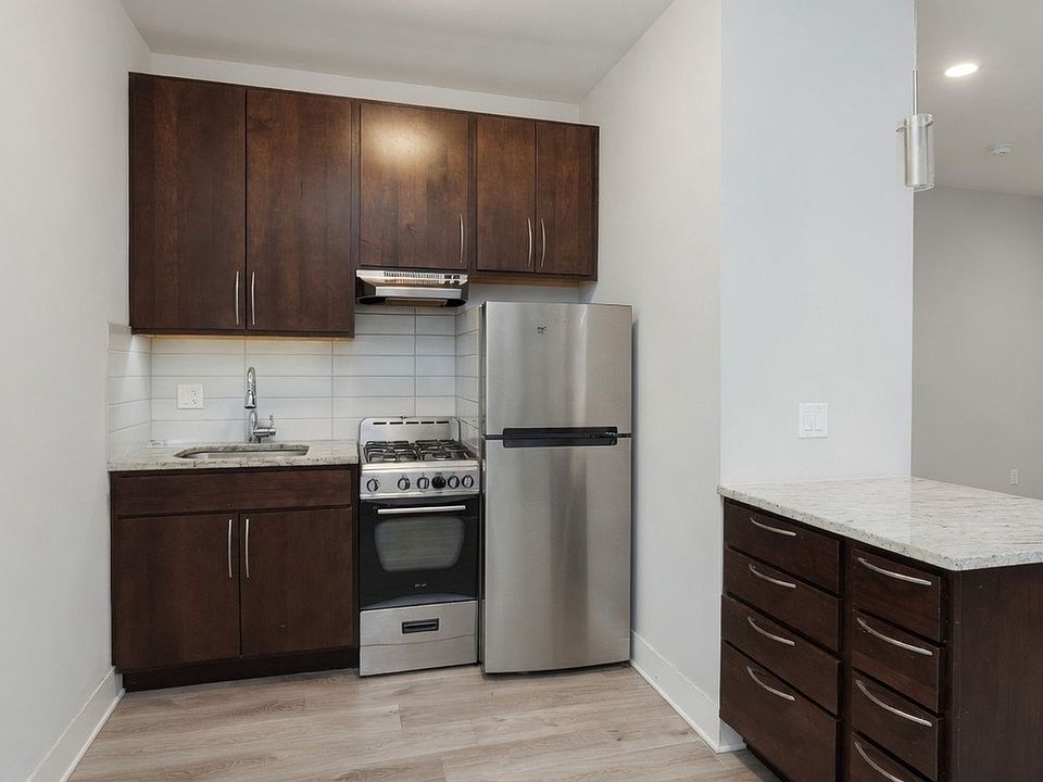 1st image of 4005 N Bell Ave #1