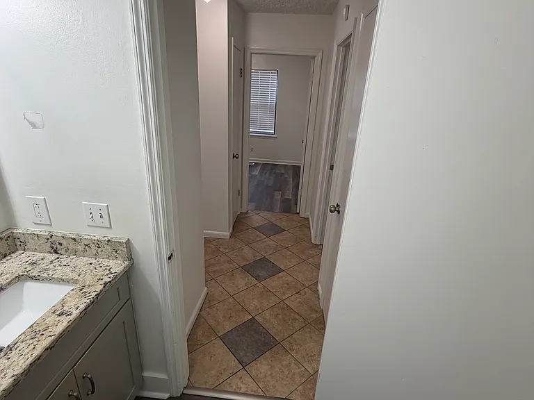 533 Cedar Dr — Photo 7