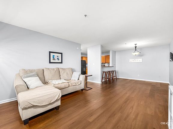 2nd image of 162 Bertram Dr Unit C