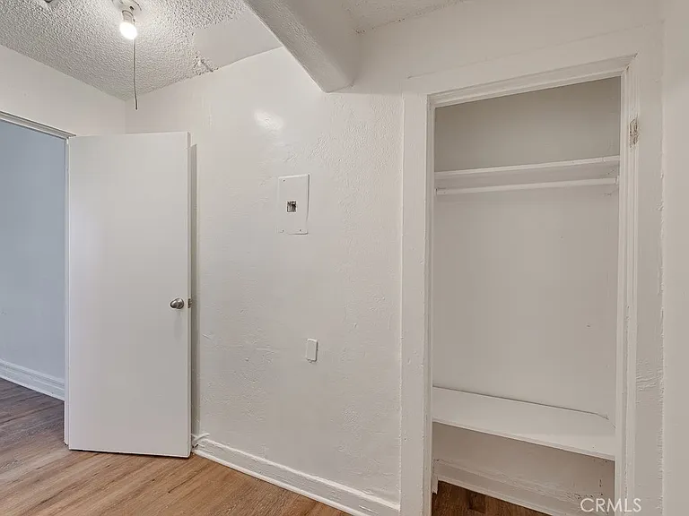 220 E Vernon Ave #1/2 — Photo 10