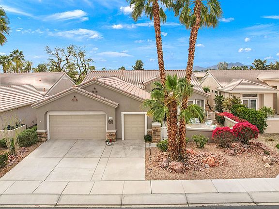 2nd image of 78535 Sunrise Canyon Ave