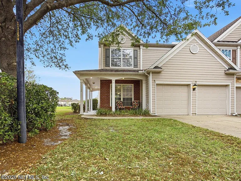 11152 Castlemain Cir S — Photo 2