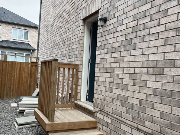 16 Gemma Pl, Brampton, ON L6Z 0J5