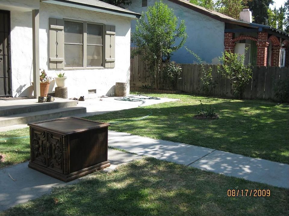 2nd image of 936 E Yosemite Ave