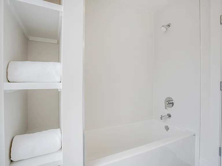1117 Ocean Ave #309 — Photo 20