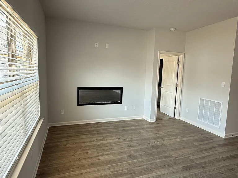 31 Kings Gate Cv — Photo 4