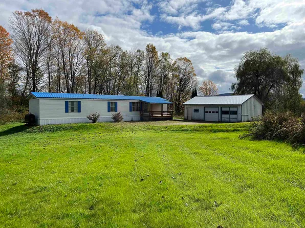 814 Route 5, Irasburg, VT 05845