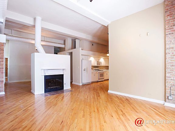Living/dining/kitchen