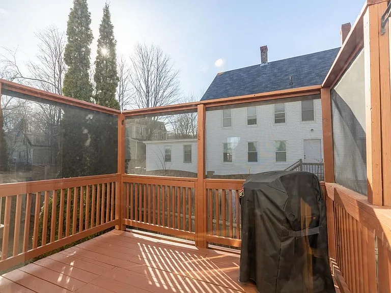 204 Washington St #3 — Photo 7