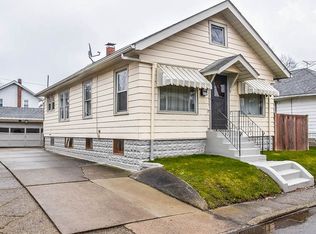 876 10th St NE, Massillon, OH