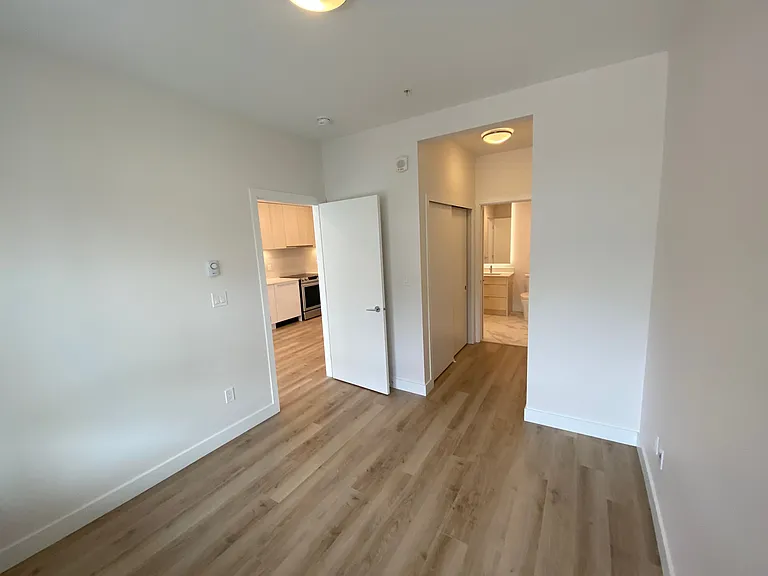 1892 Starling Dr #112 — Photo 3