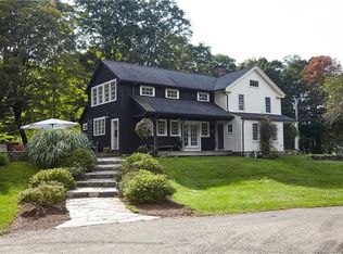 135 Boggs Hill Rd, Newtown, CT 06470