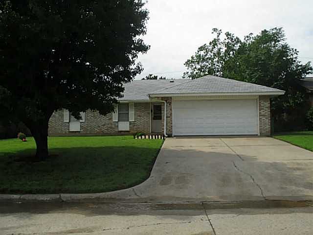 1st image of 212 E Bass Ave