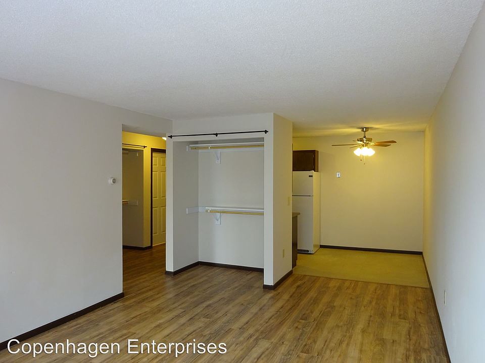 1st image of 629 E 15th St APT 202