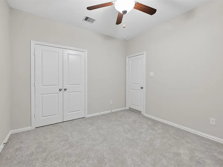 134 S Bearkat Ct — Photo 22