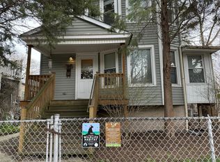 1041 Florence Ave, Evanston, IL 60202