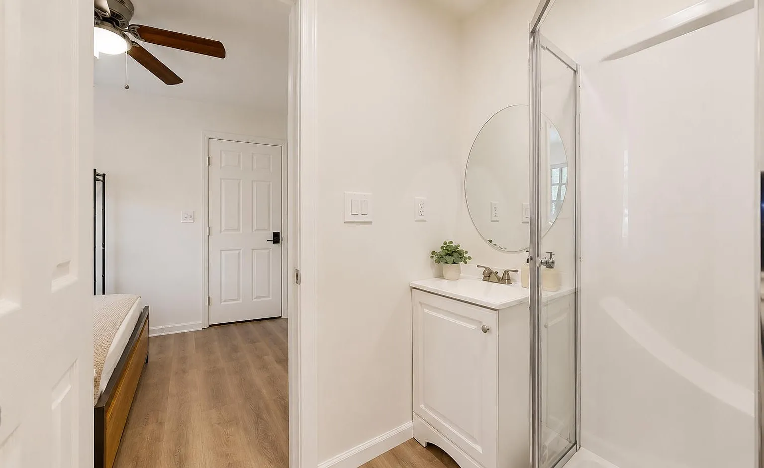 4 bed, 6.0 bath, 1960 sqft, $1,066 — Photo 4