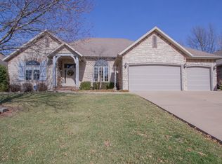 1315 W Oakville Rd, Springfield, MO 65810