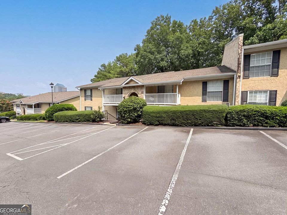 1st image of 3175 Seven Pines Ct Unit 204