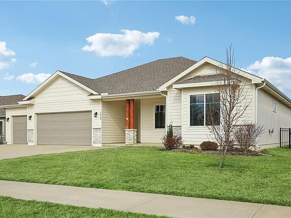 3rd image of 1219 W Adam Ct