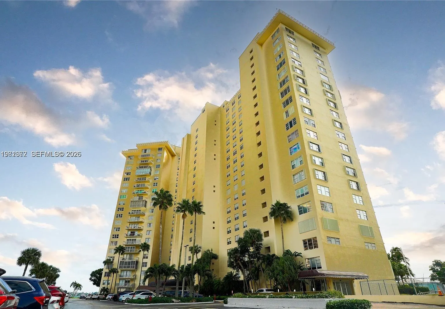 2 bed, 1377 sqft, $3,500 — Photo 1