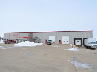 950 Capital Dr SW, Cedar Rapids, IA 52404