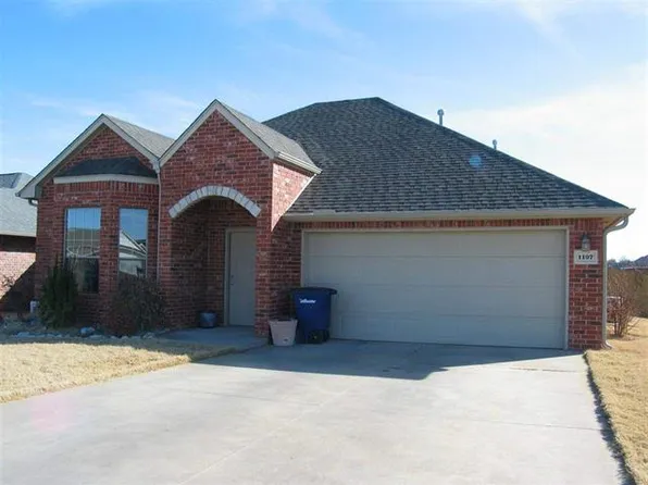 1107 E Lauren Ln, Stillwater, OK 74075